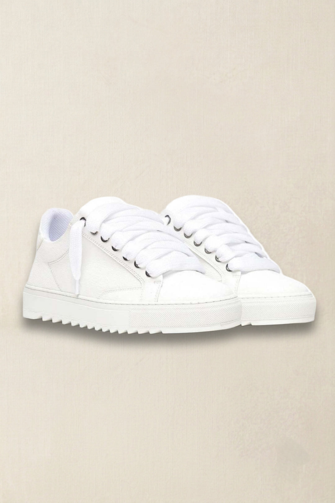 Numeris sneakers