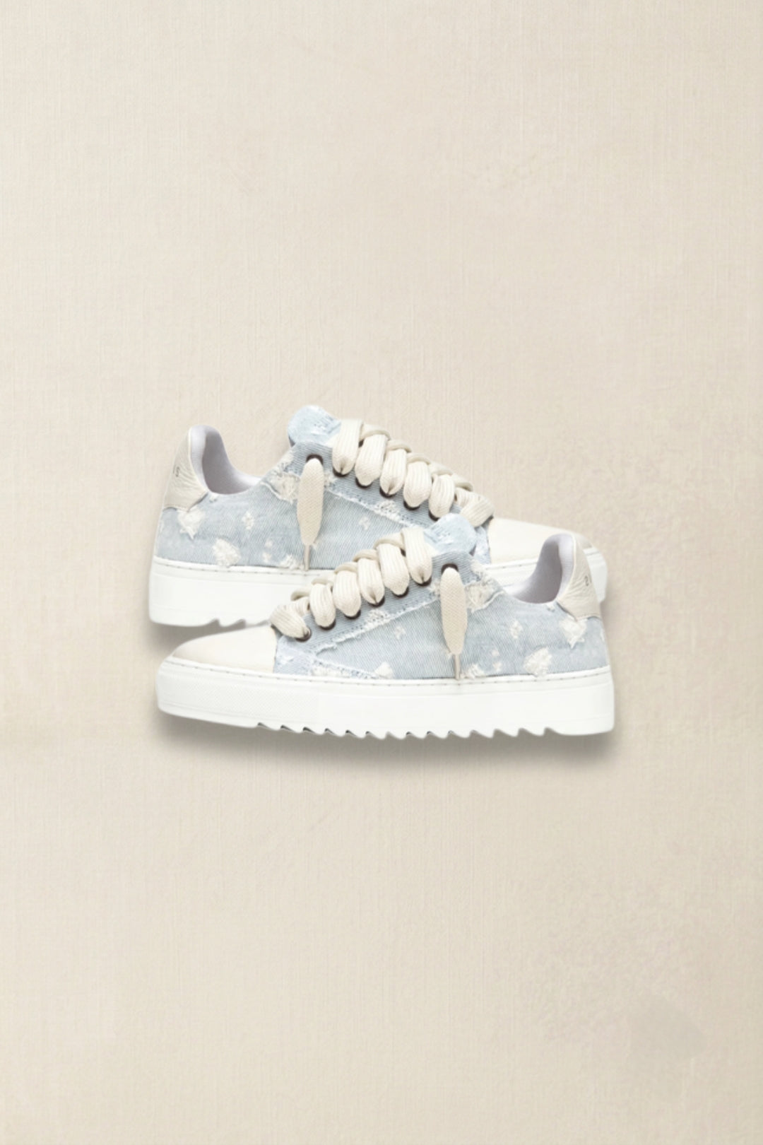Numeris sneakers